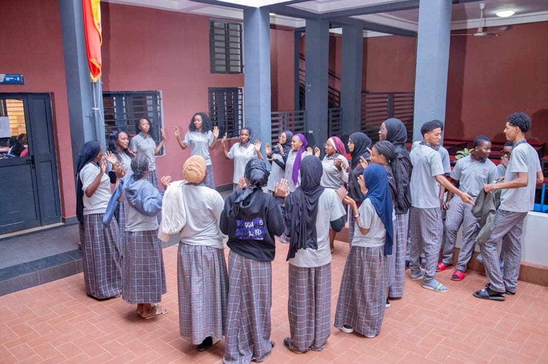 Lycée - Claire Fontaine